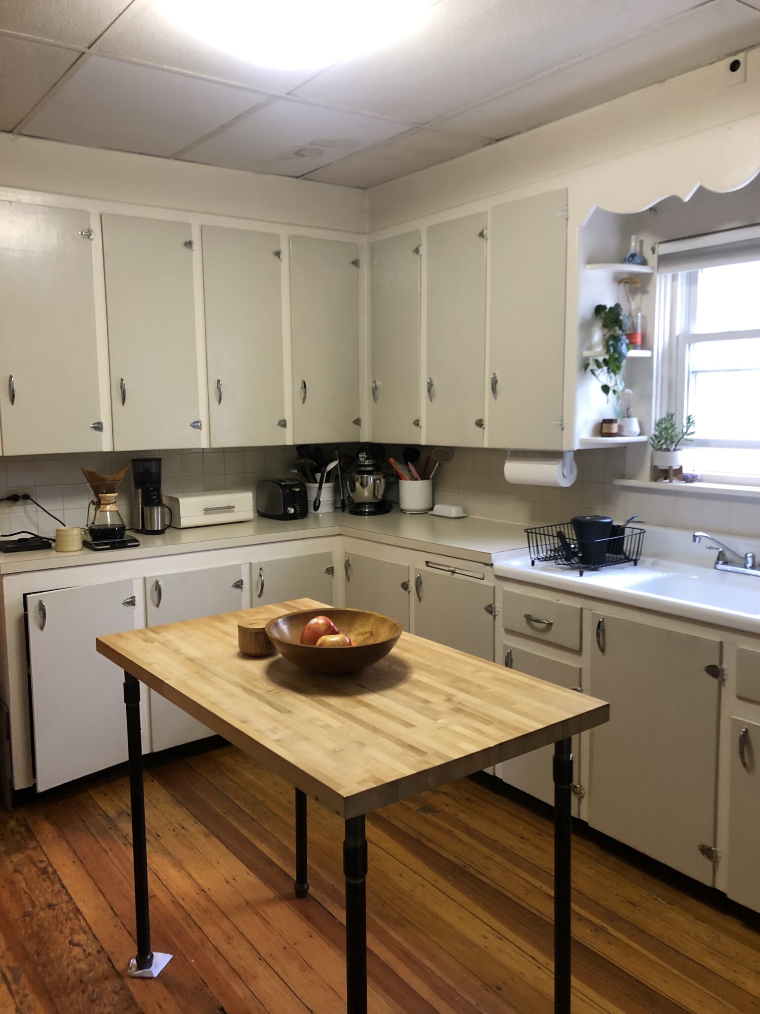 147 Willow Ave, Davis Square