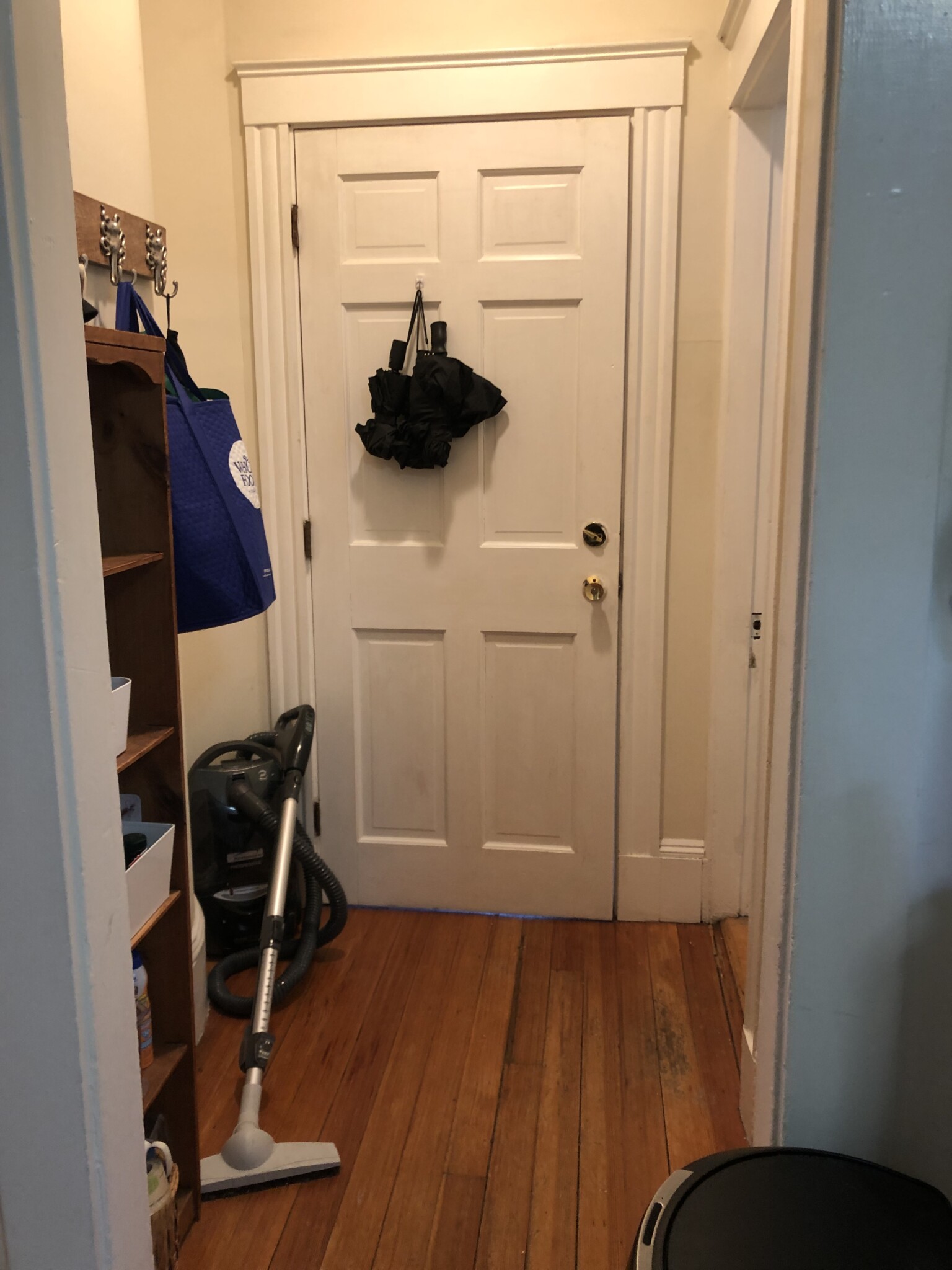 147 Willow Ave, Davis Square