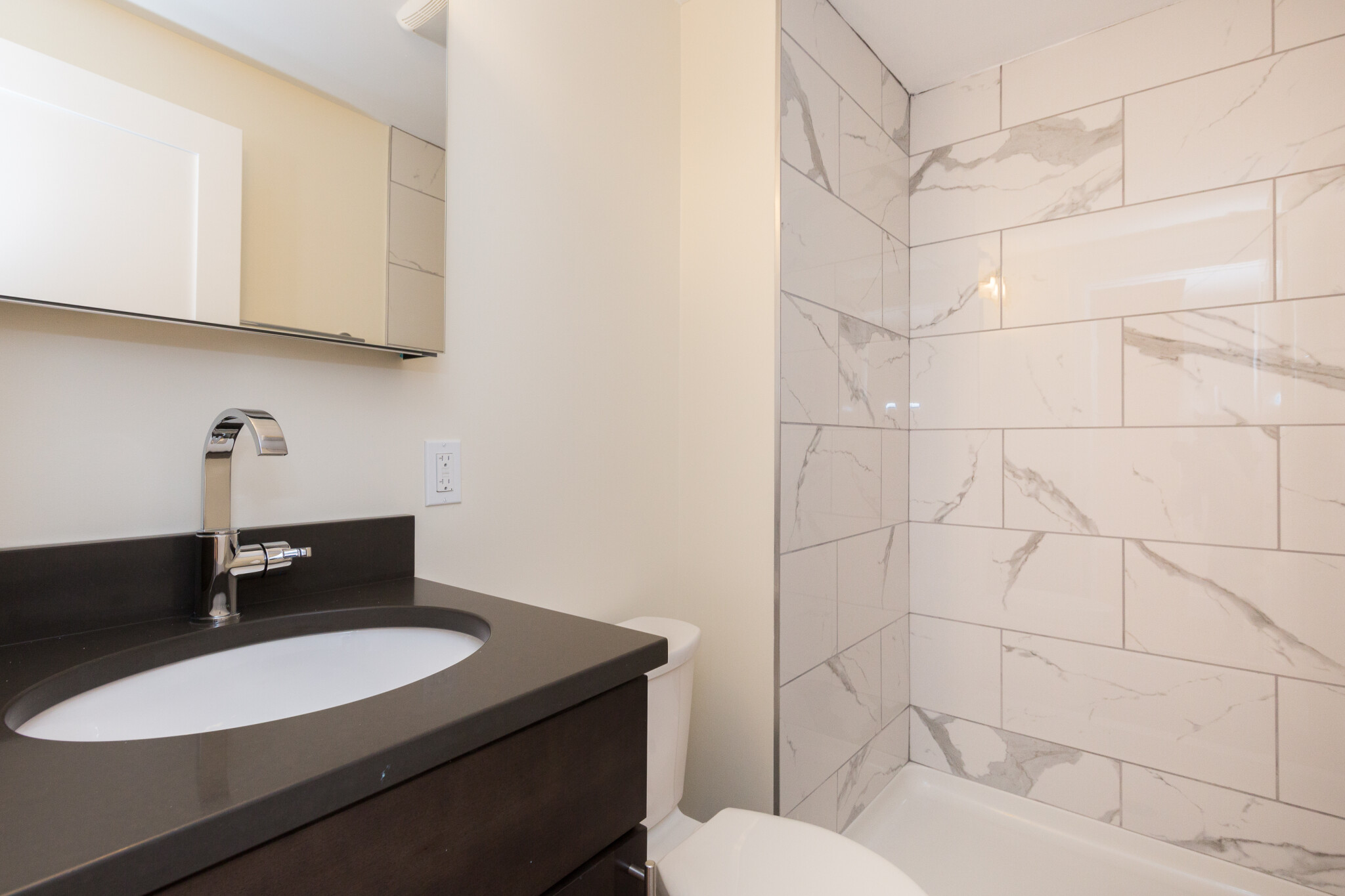 11 Rock Valley Ave, Everett