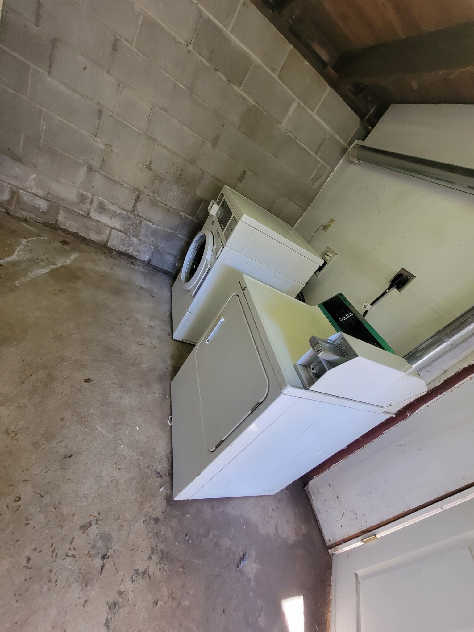 400 Franklin St, Riverside