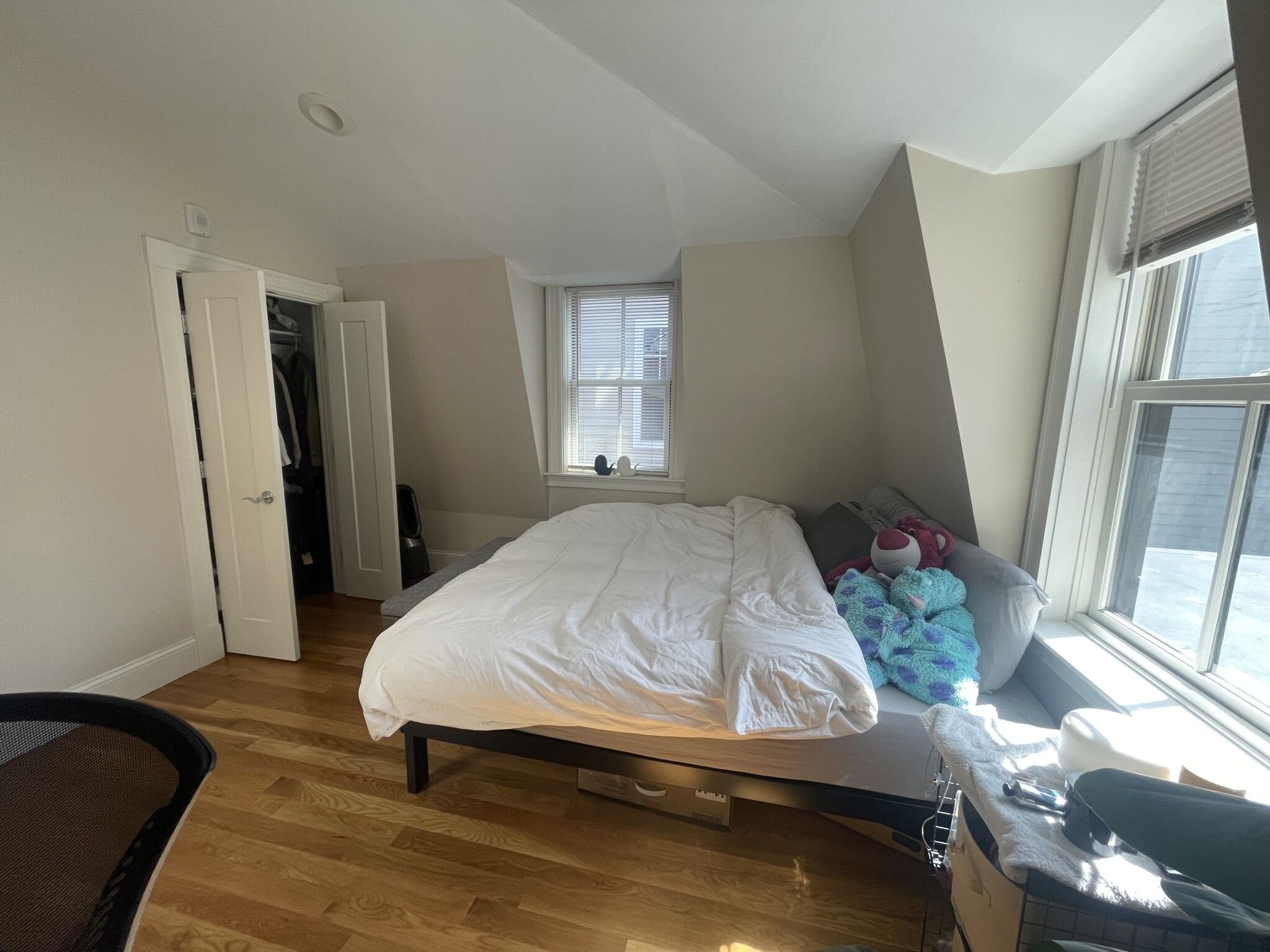 470 Green St, Central Square