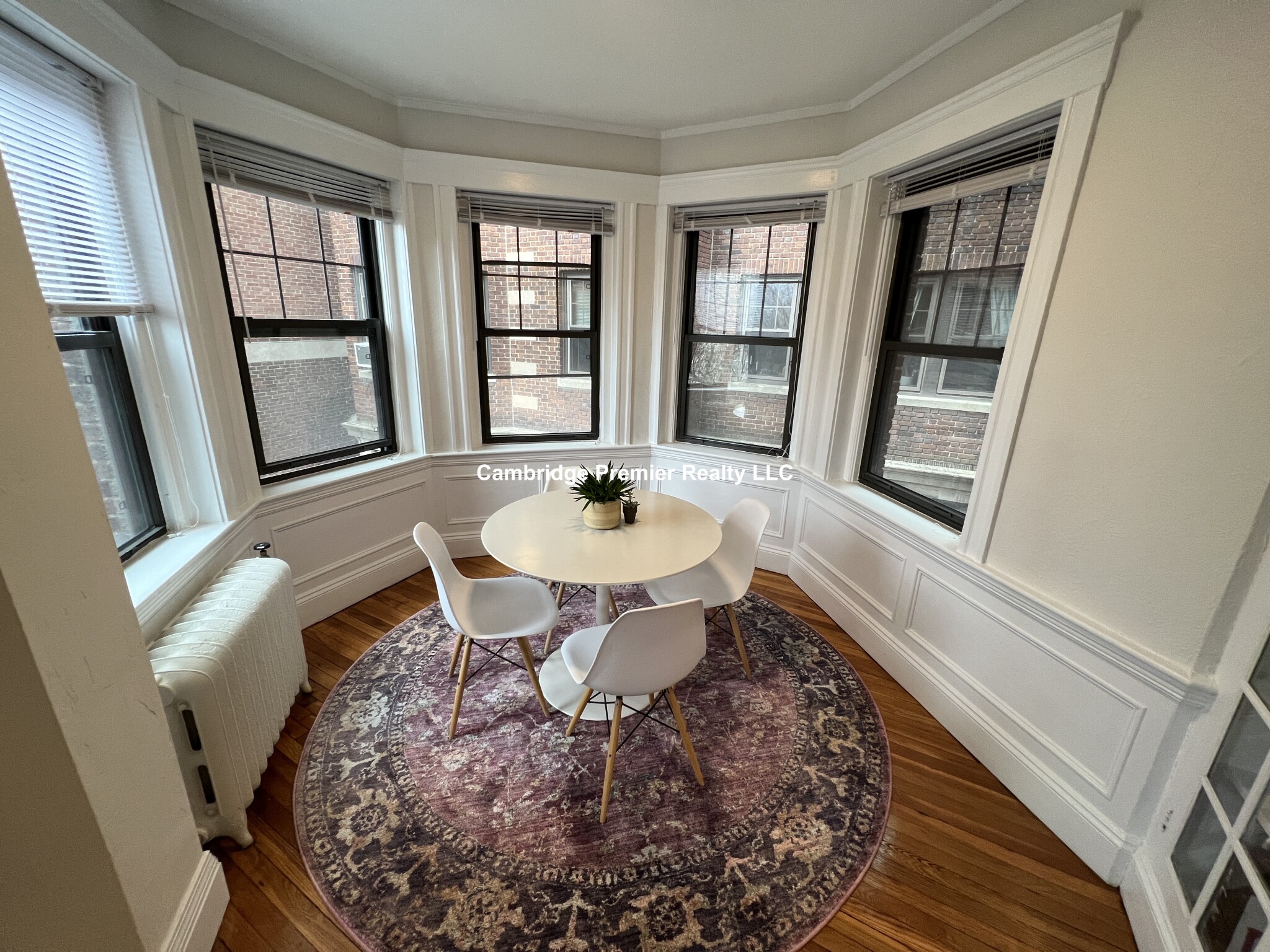 1558 Massachusetts Ave, Neighborhood Nine