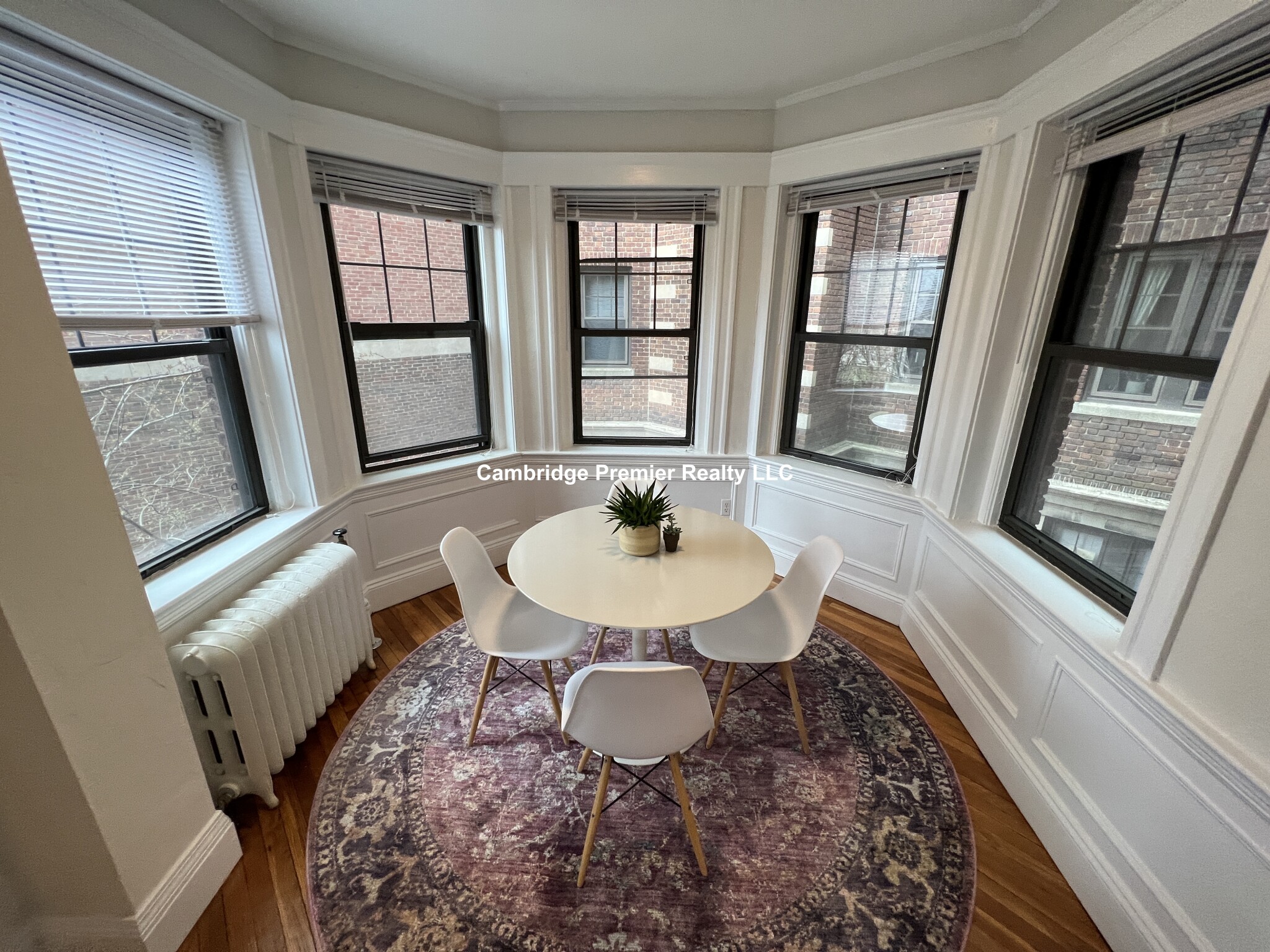 1558 Massachusetts Ave, Neighborhood Nine