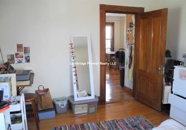 48 Putnam St, Prospect Hill