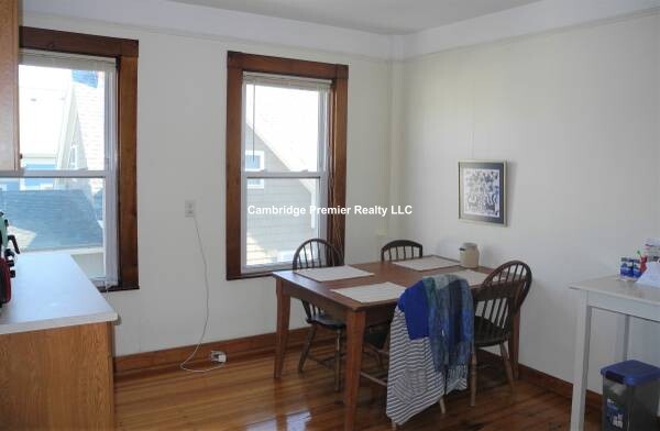 48 Putnam St, Prospect Hill