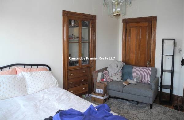 48 Putnam St, Prospect Hill