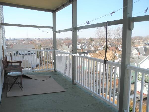 48 Putnam St, Prospect Hill