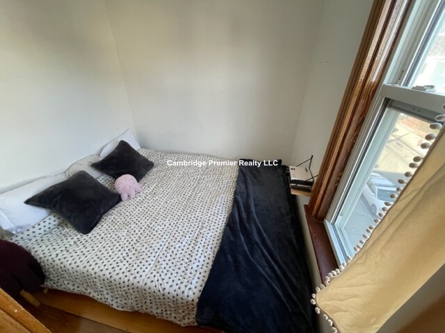 48 Putnam St, Prospect Hill