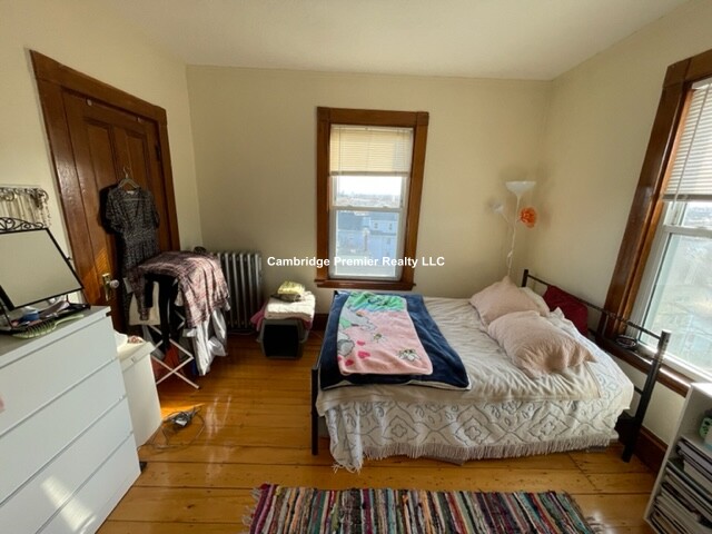 48 Putnam St, Prospect Hill