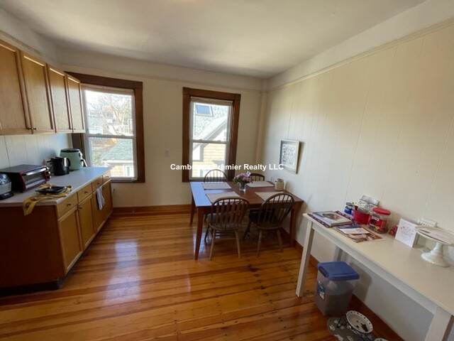 48 Putnam St, Prospect Hill