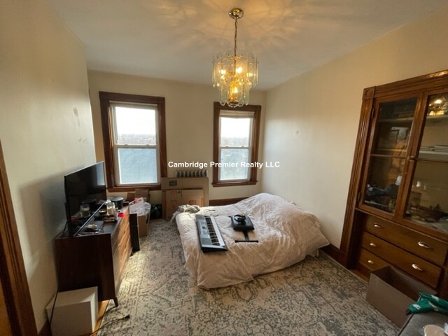 48 Putnam St, Prospect Hill