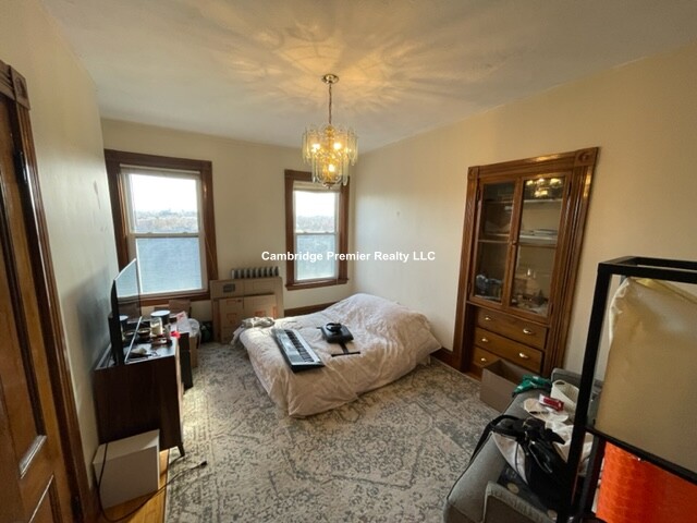 48 Putnam St, Prospect Hill