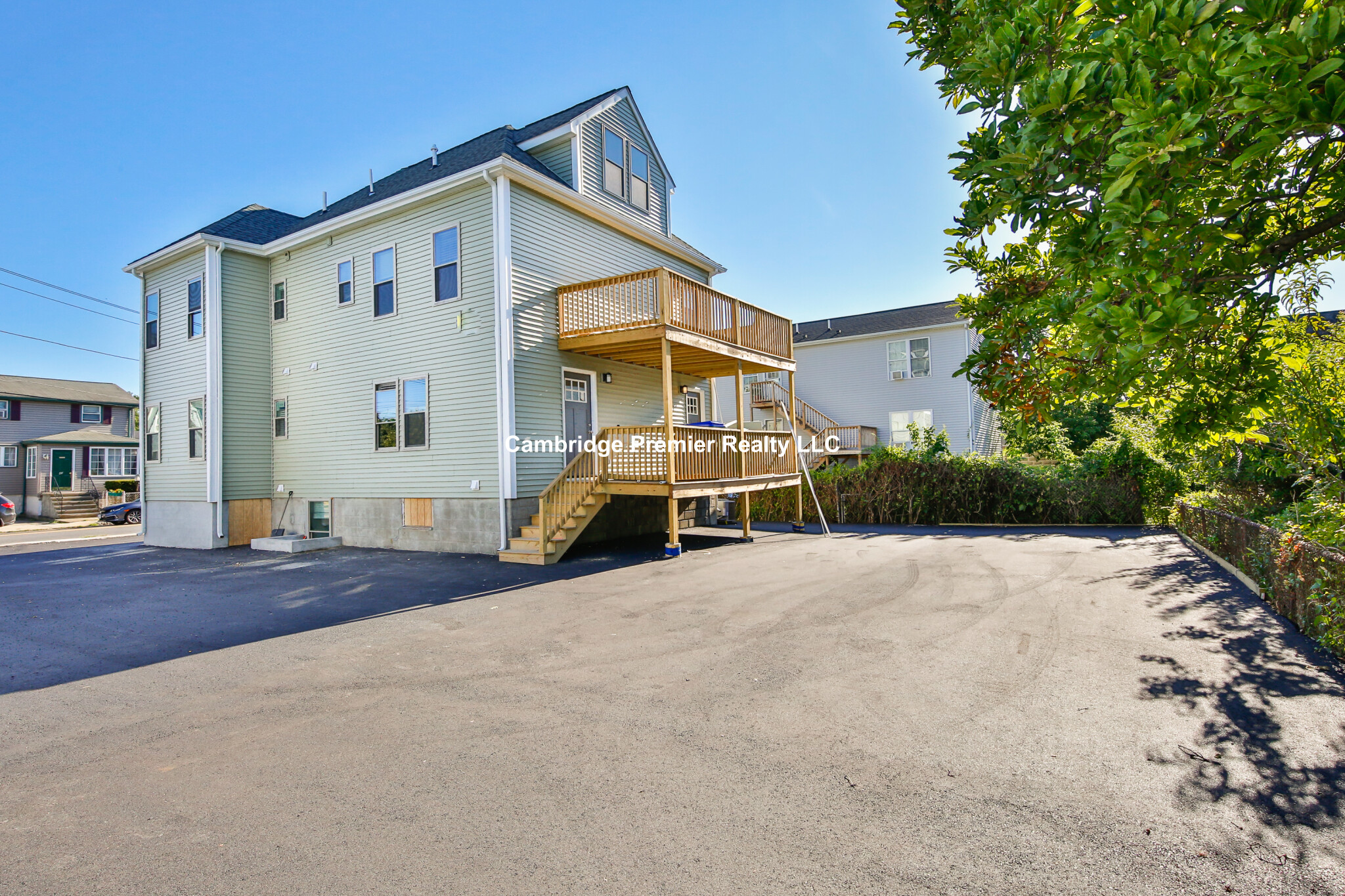 39 Harvard St, South Medford