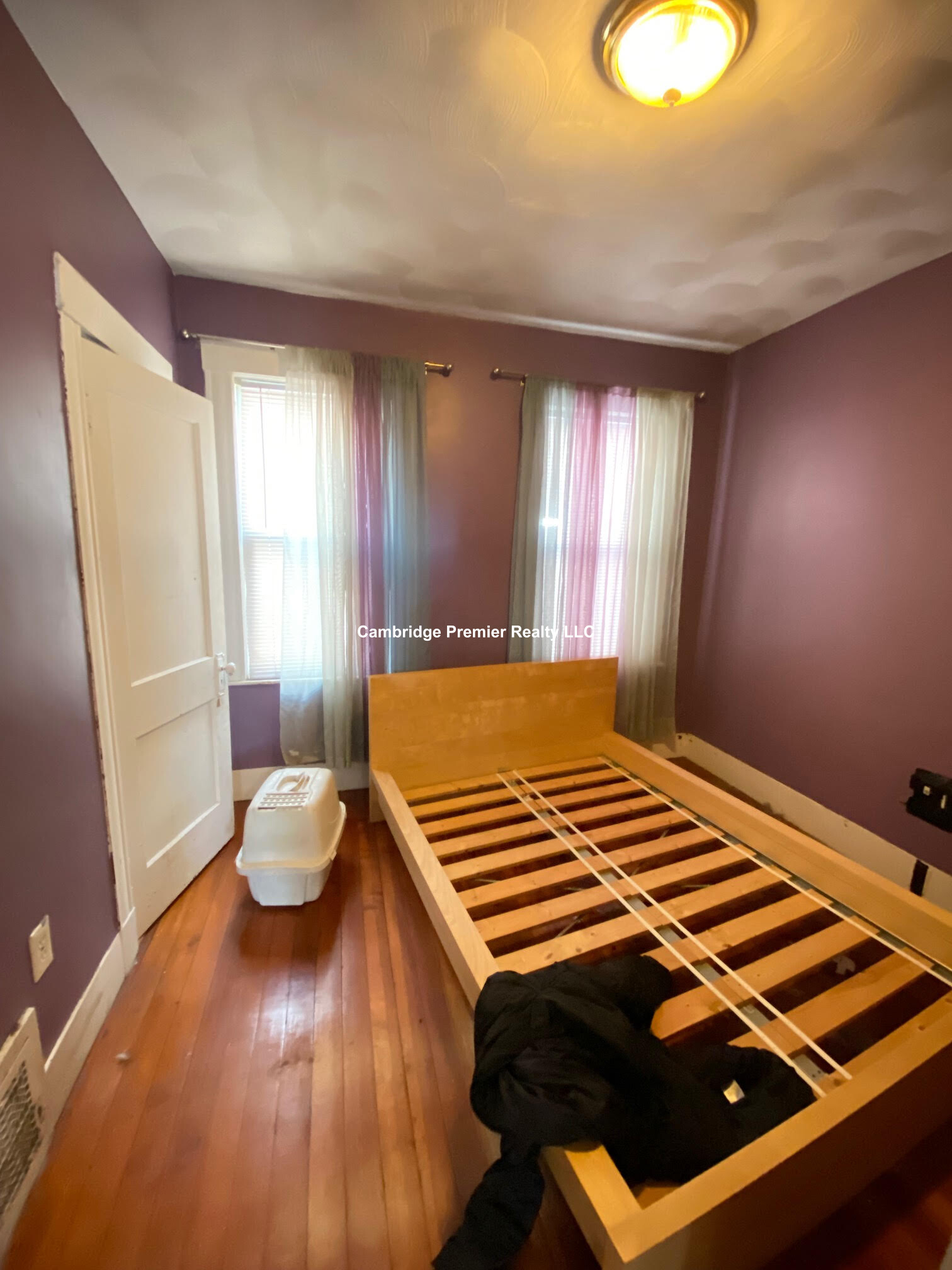 5 Maine Ter, East Somerville