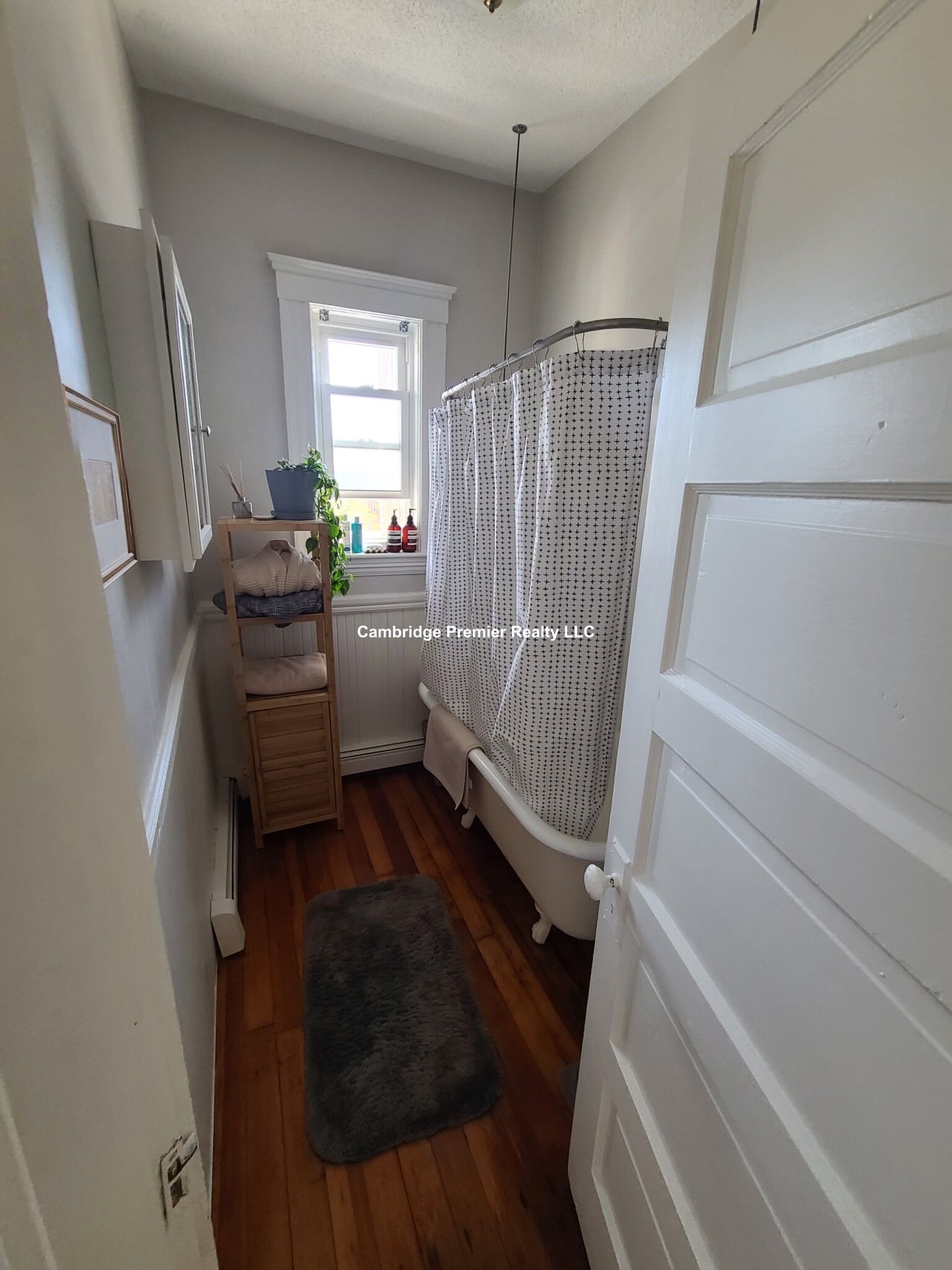 120 Columbia St, The Port