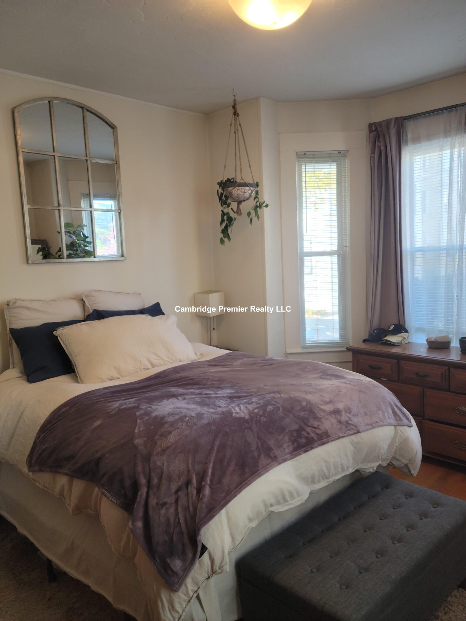 60.5 Sacramento St, Porter Square