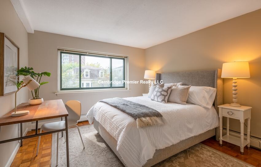 375 Harvard St, Mid-Cambridge
