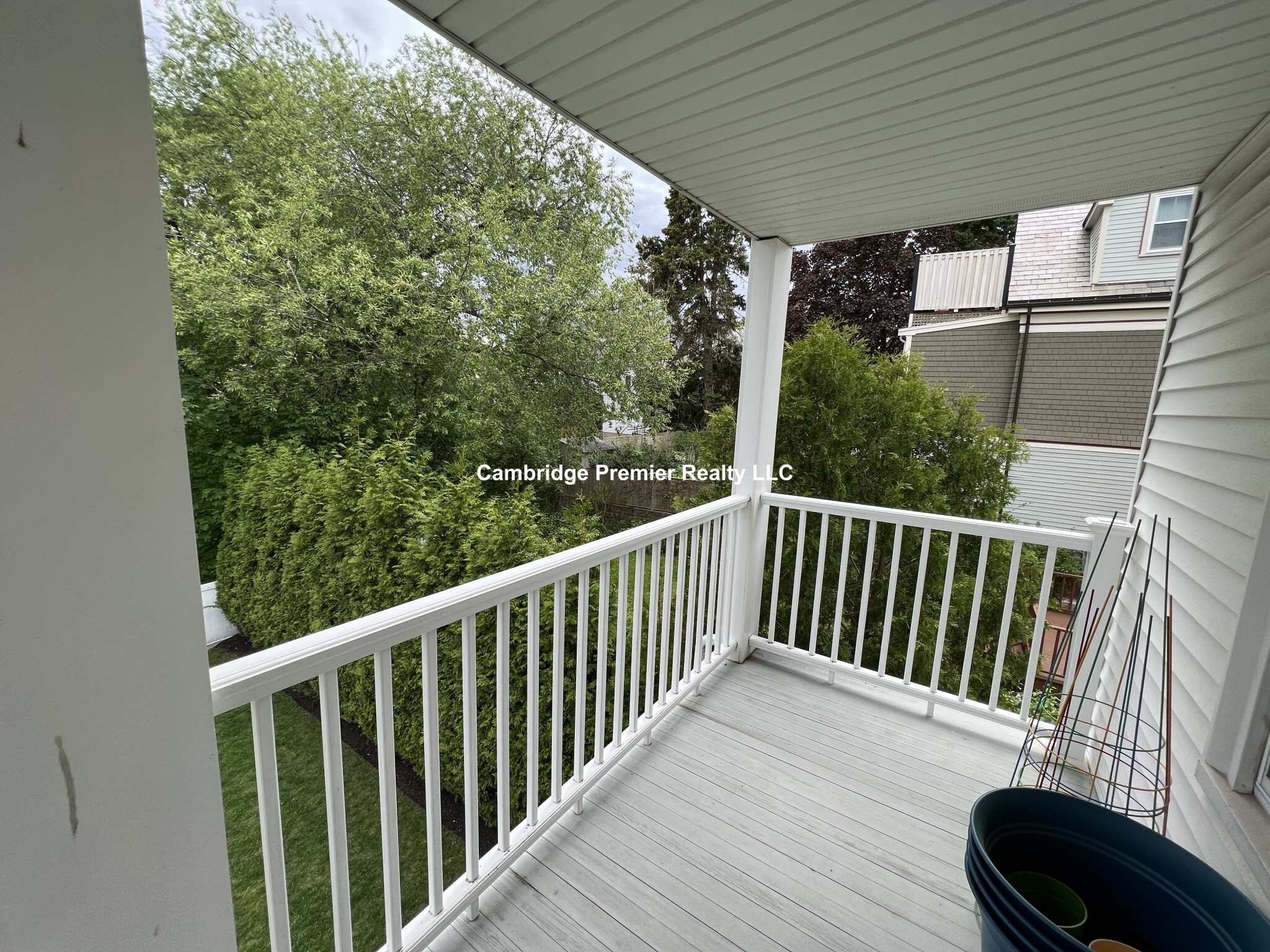 82 Park Ave, Strawberry Hill