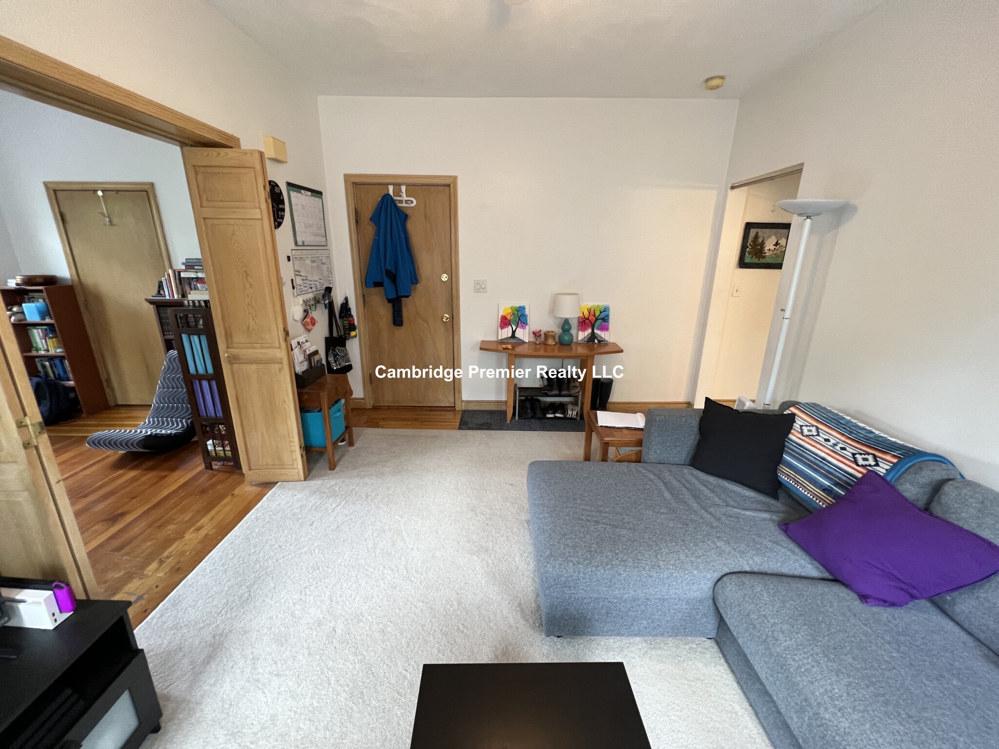 82 Park Ave, Strawberry Hill