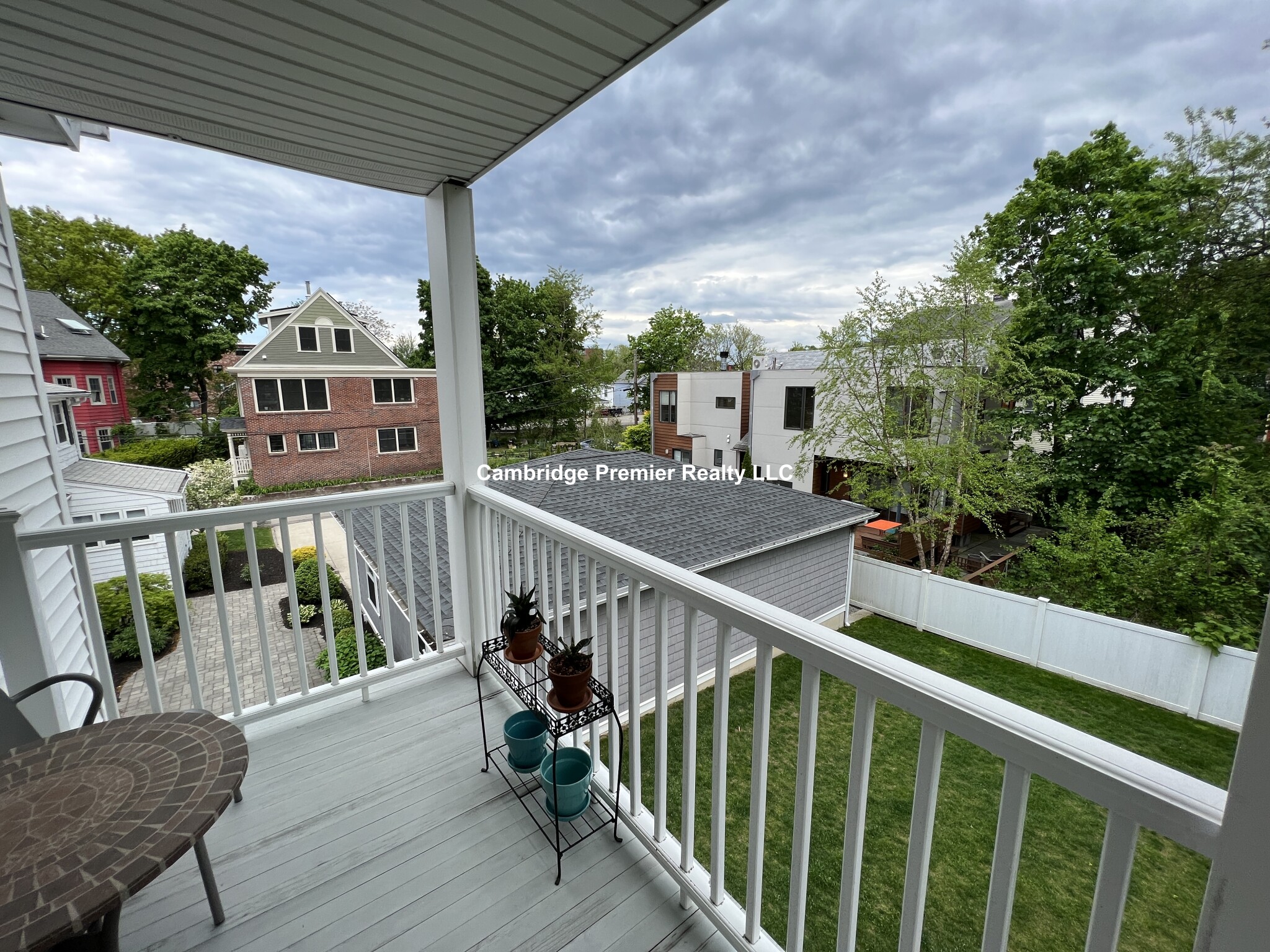 82 Park Ave, Strawberry Hill