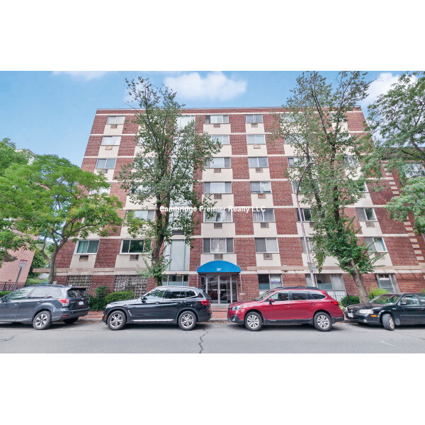 287 Harvard St, Mid-Cambridge