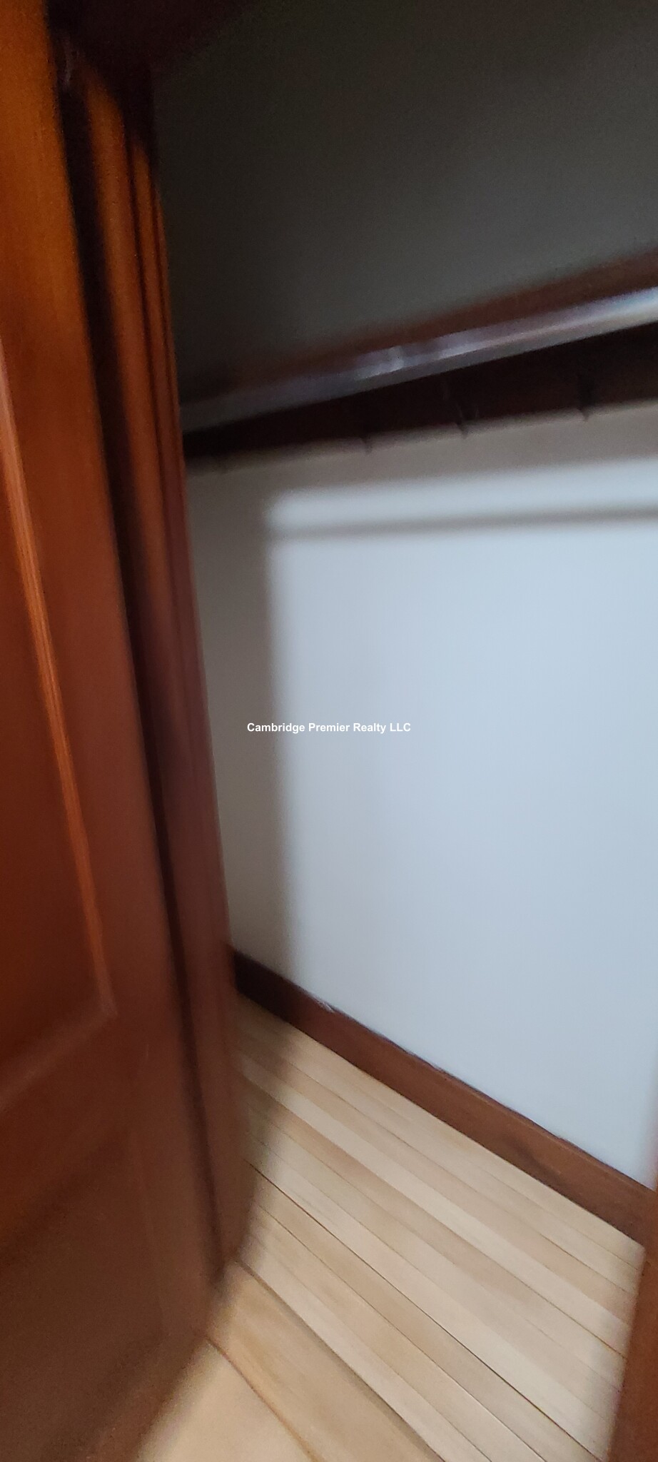 5 Linnaean St, Neighborhood Nine