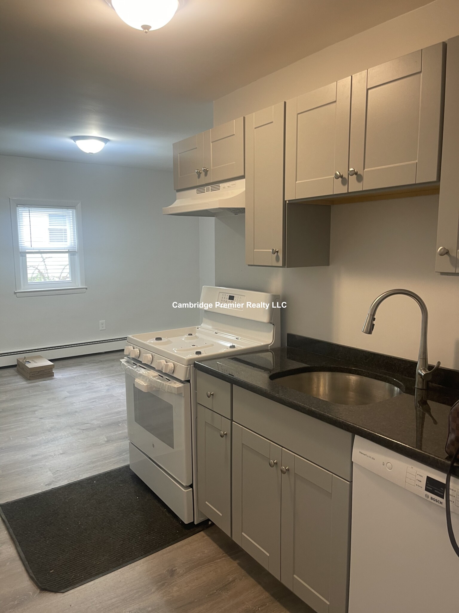 400 Franklin St, Central Square