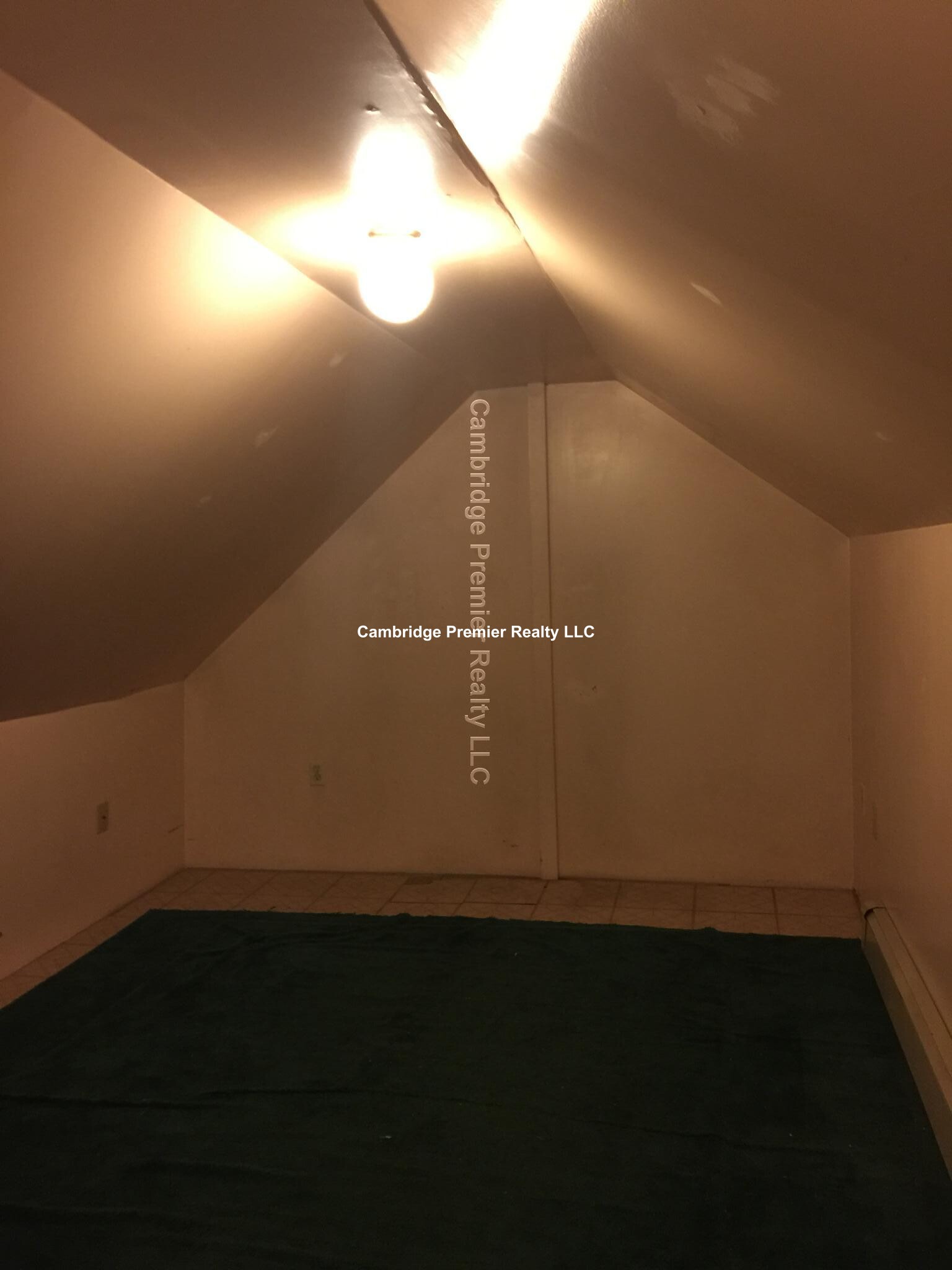 18 Bonair St, East Somerville