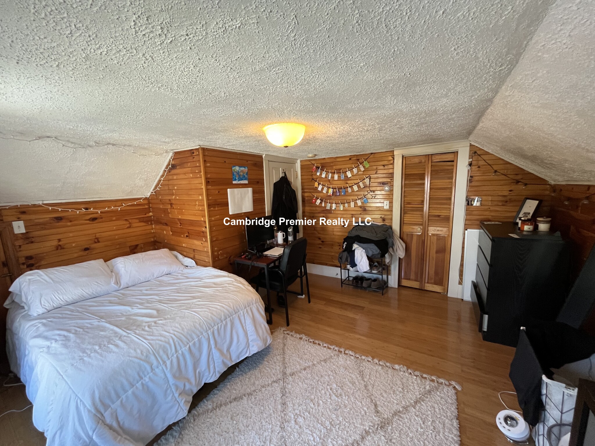 240 Charles St, East Cambridge