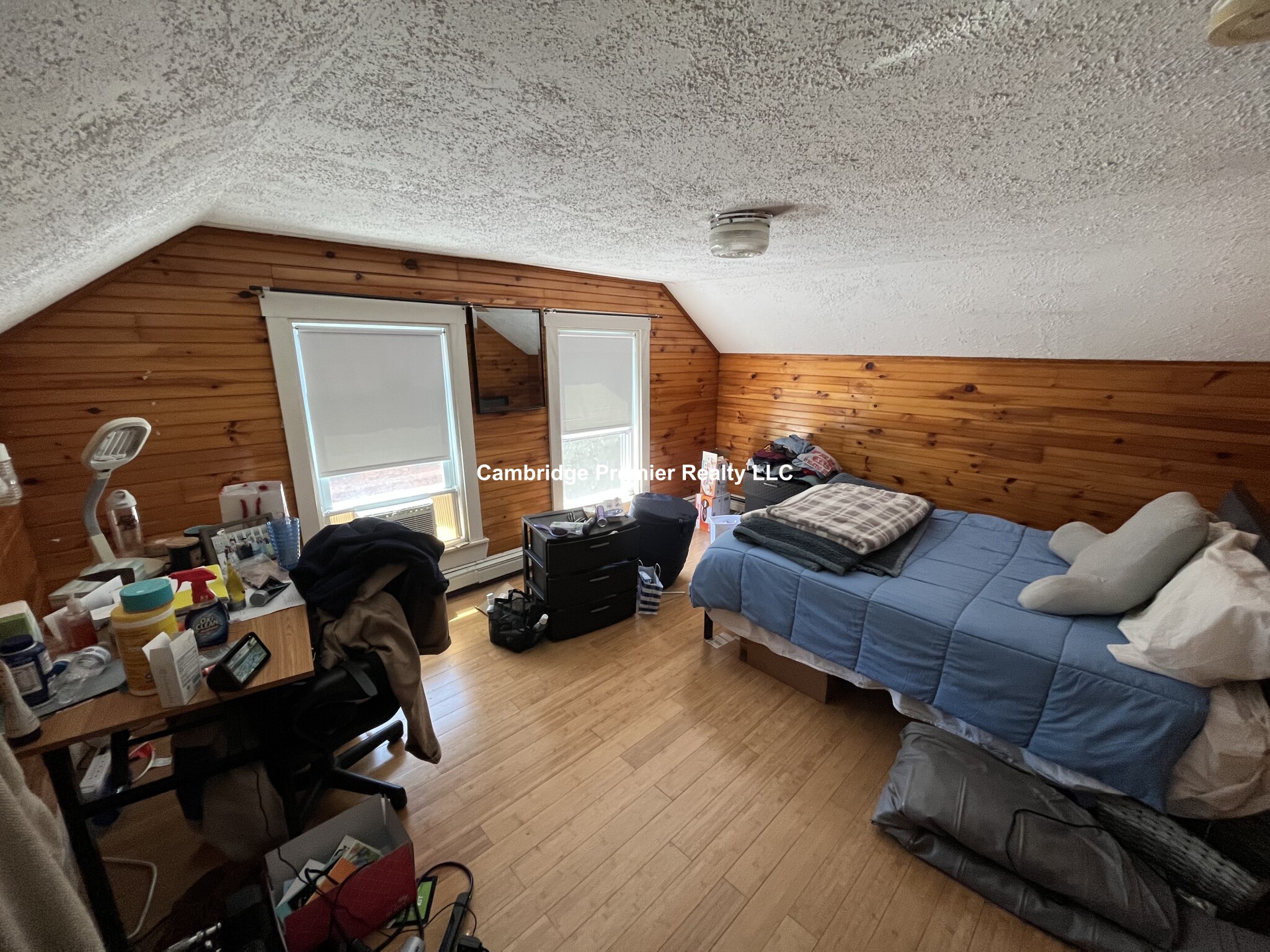 240 Charles St, East Cambridge