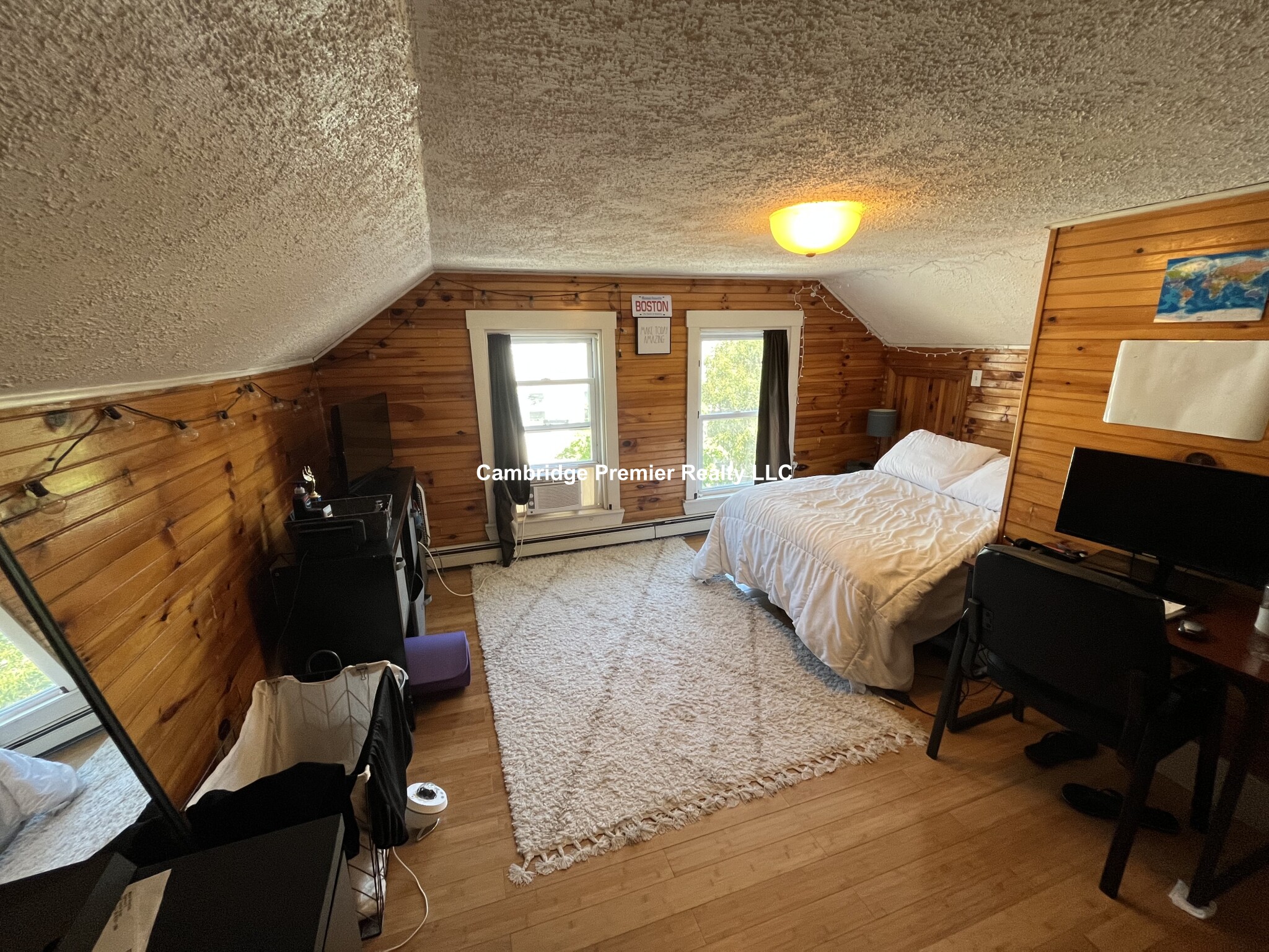 240 Charles St, East Cambridge