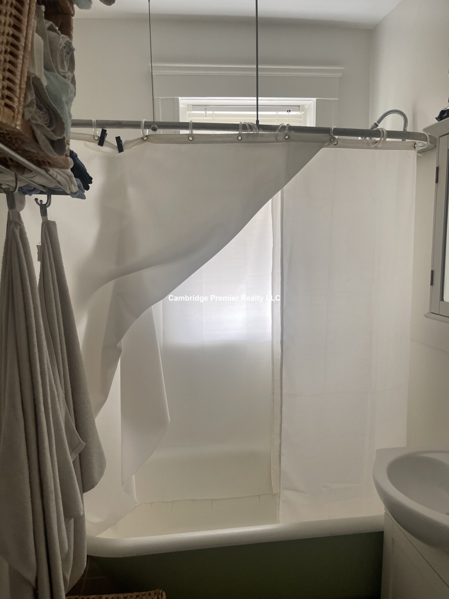 168 Norfolk St, Cambridgeport