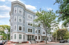 22 Magazine St, Cambridgeport