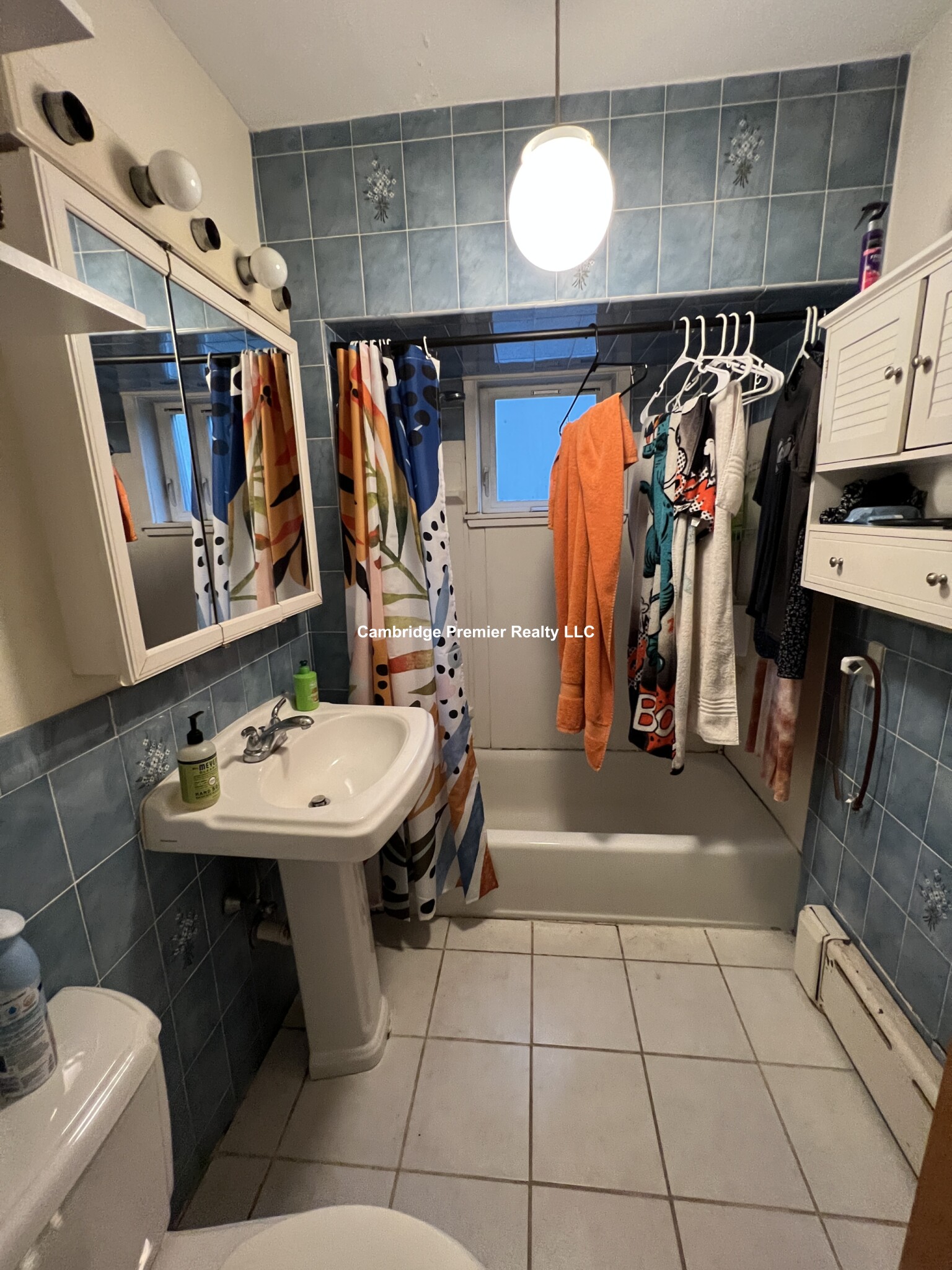 50 Raymond Ave, West Somerville