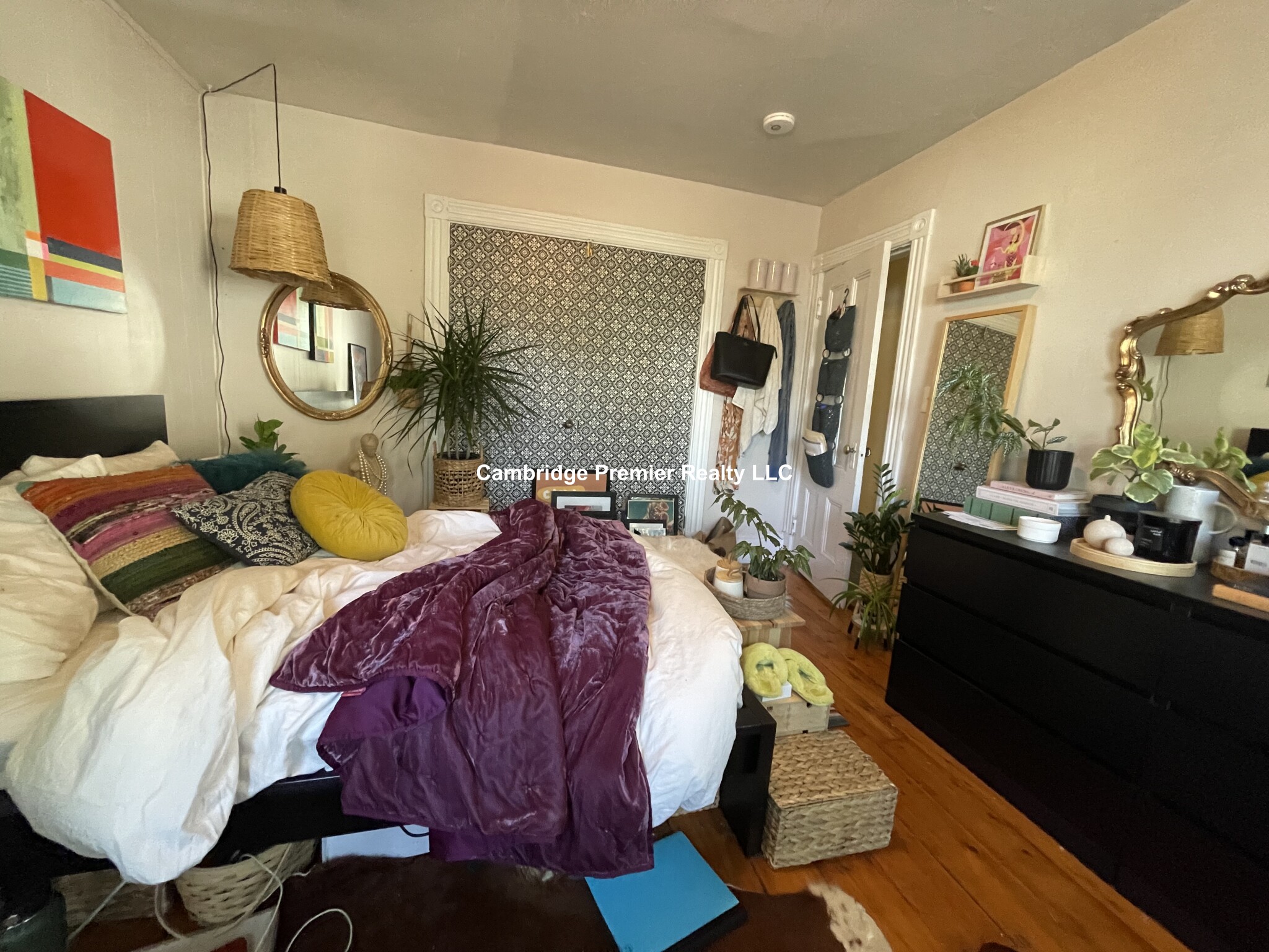 114 Woodstock St, Teele Square