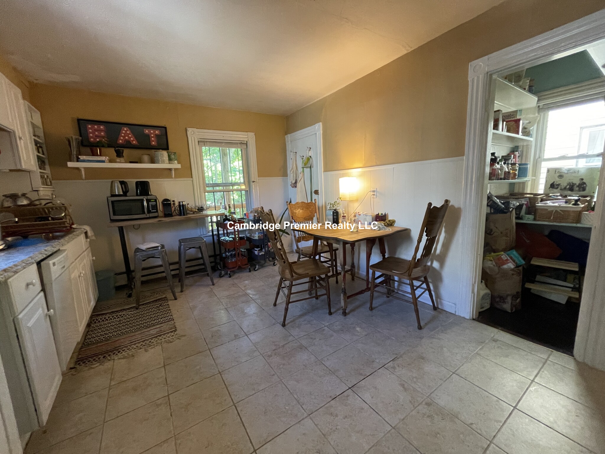 114 Woodstock St, Teele Square