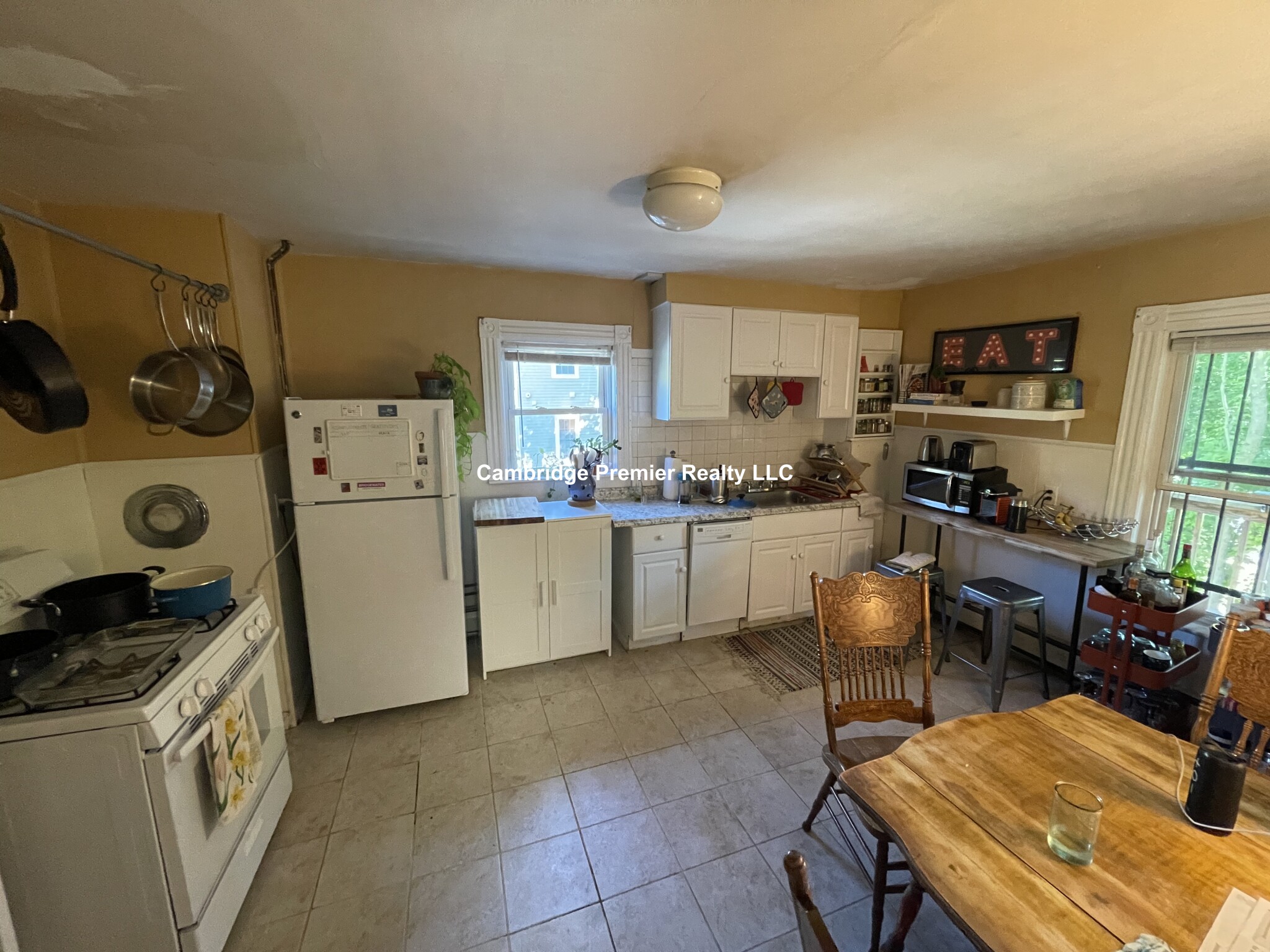 114 Woodstock St, Teele Square