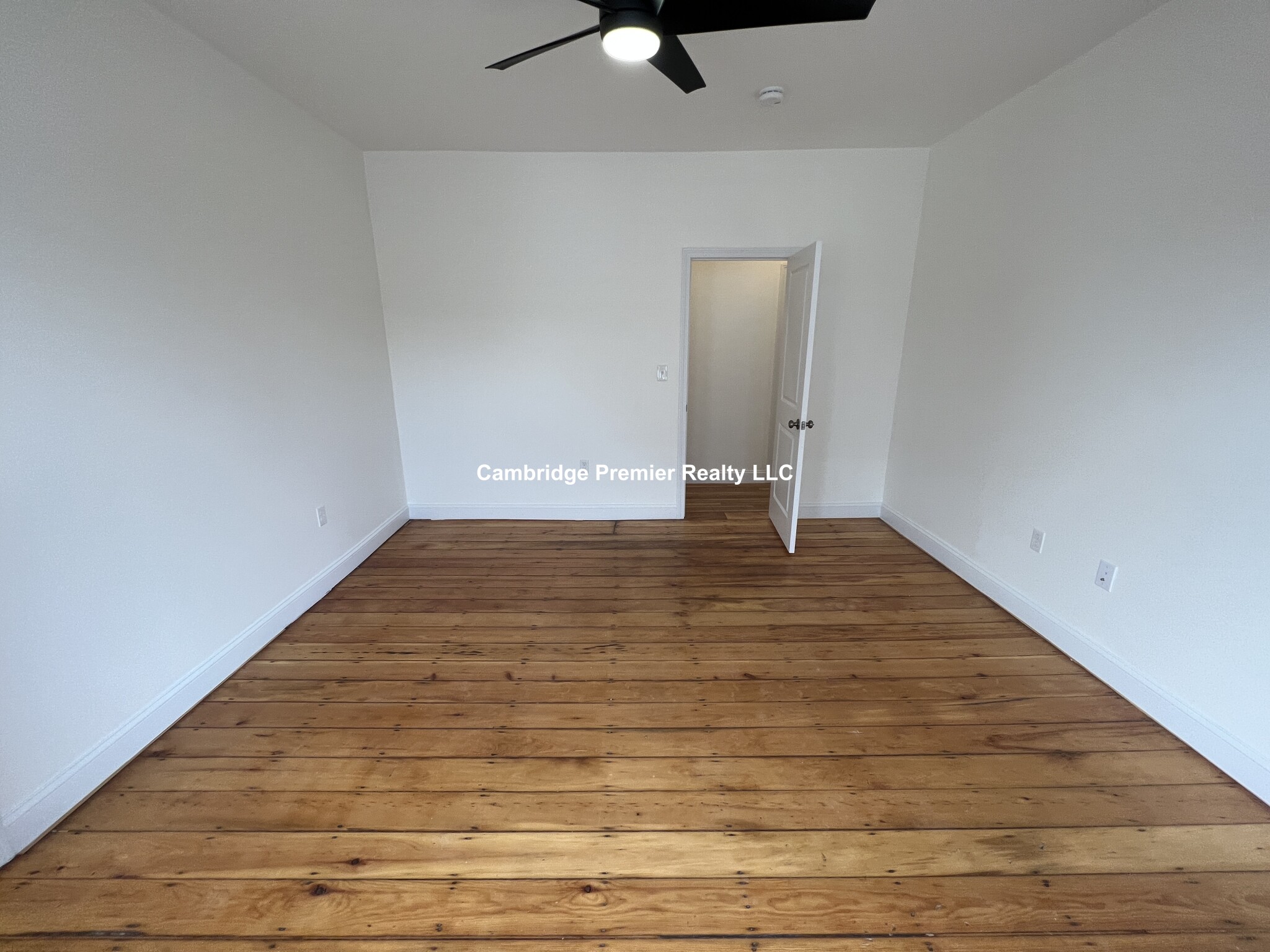 111 Washington St, Medford