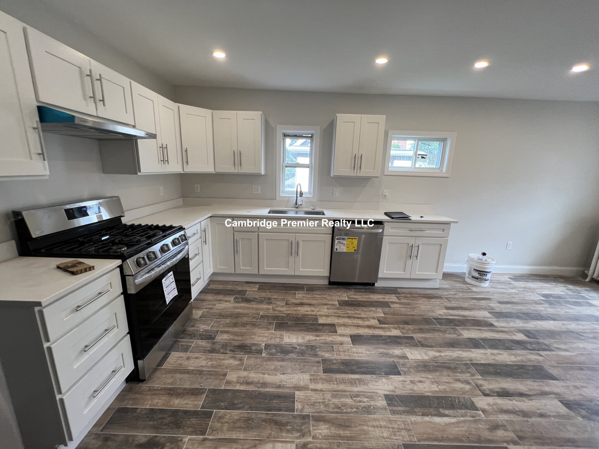 111 Washington St, Medford