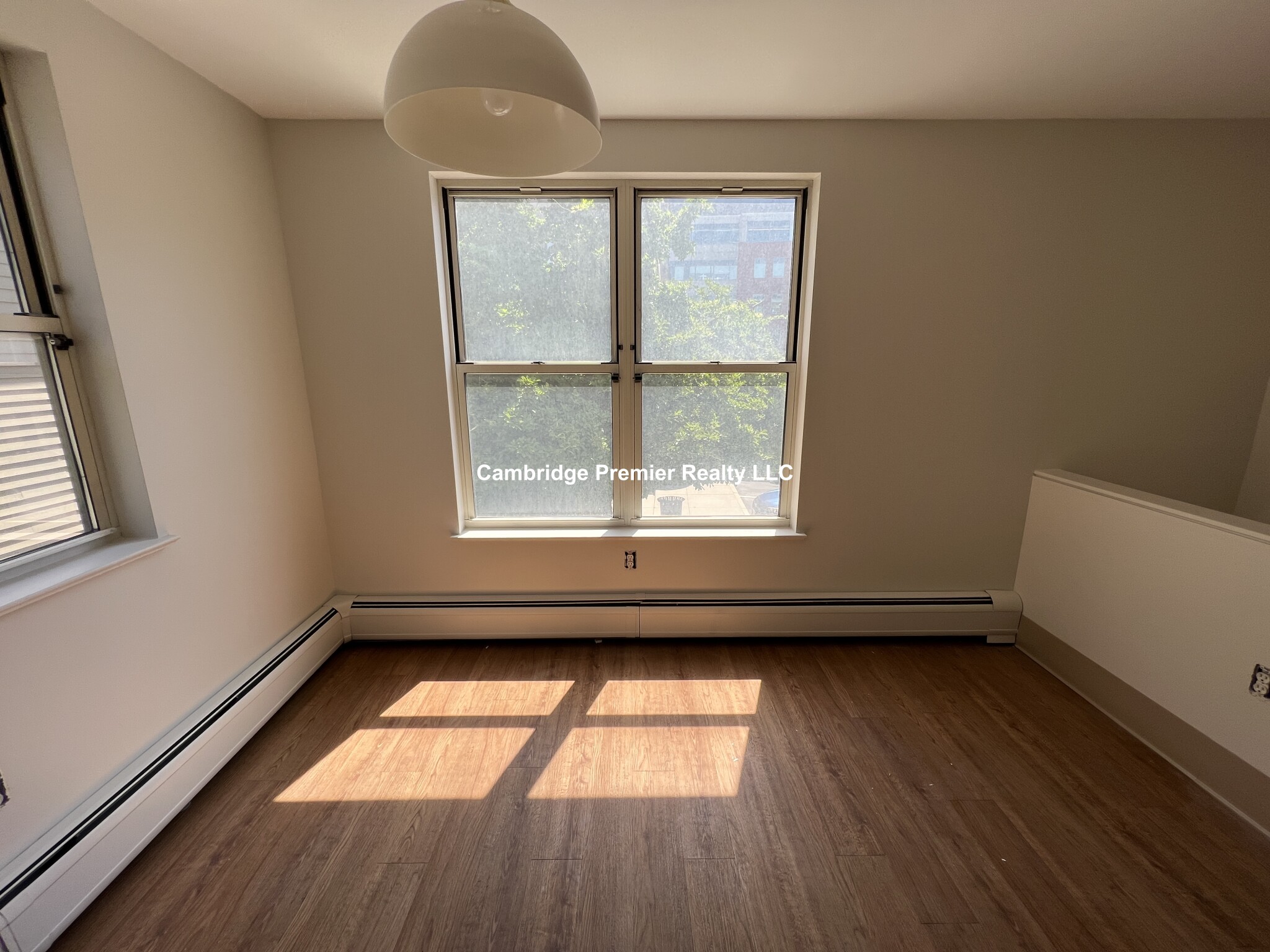 87 Auburn Park, Central Square