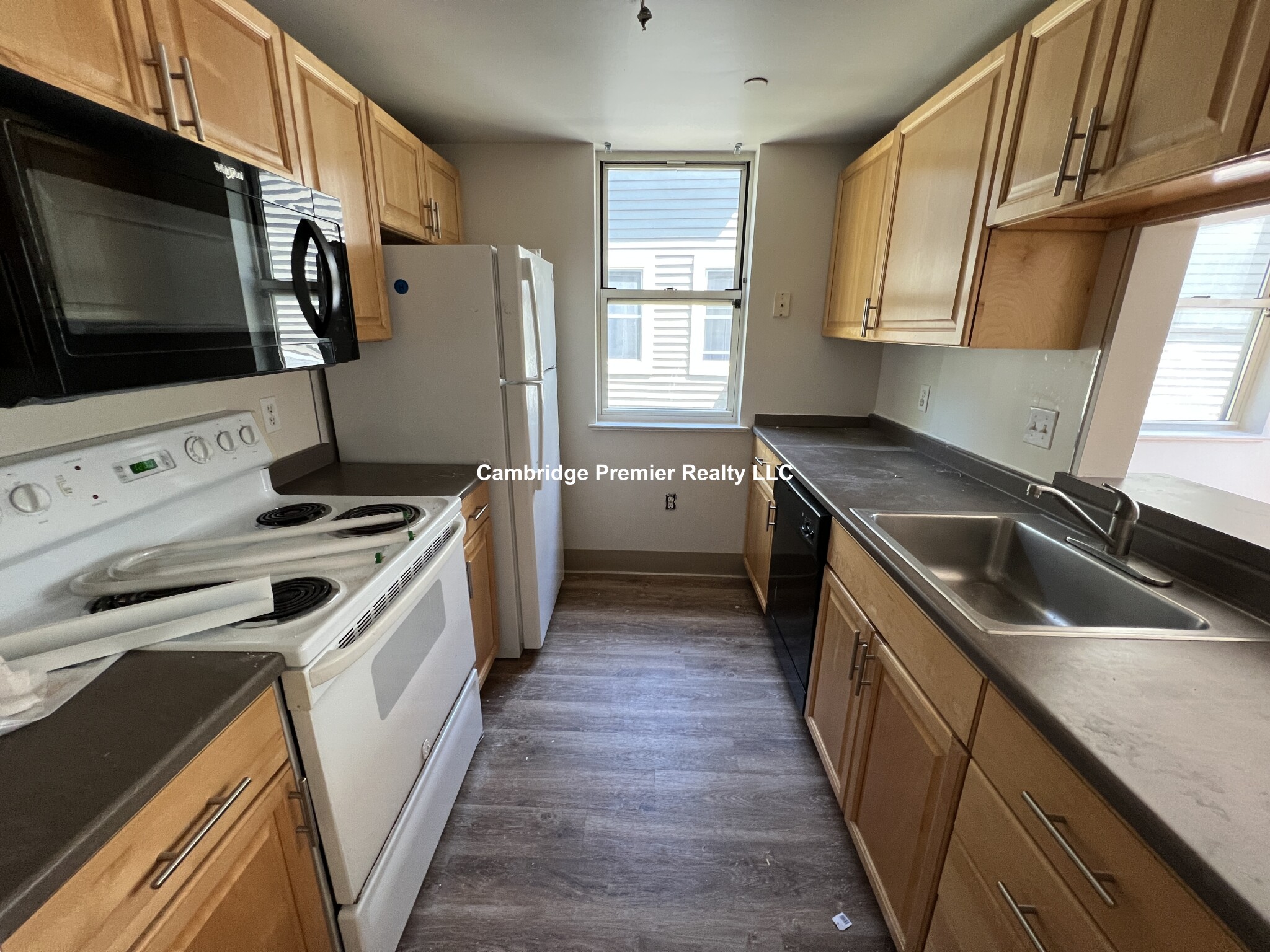 87 Auburn Park, Central Square