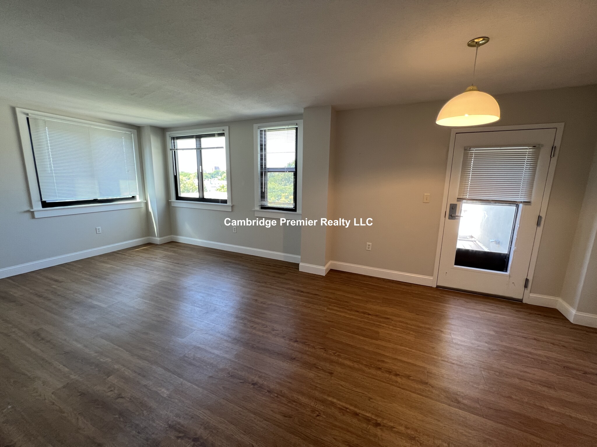 1 Brookline Pl, Brookline Village