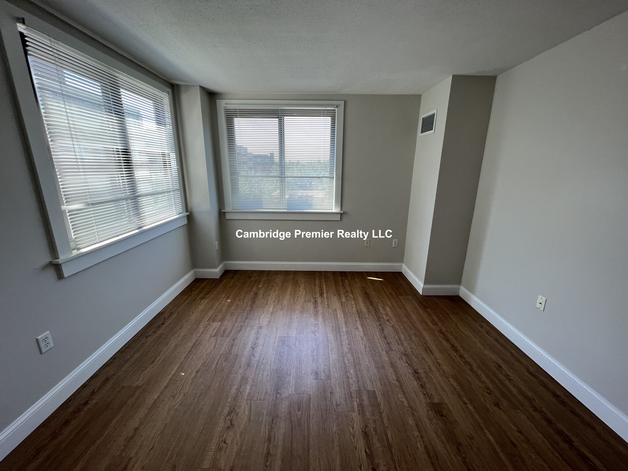 1 Brookline Pl, Brookline Village