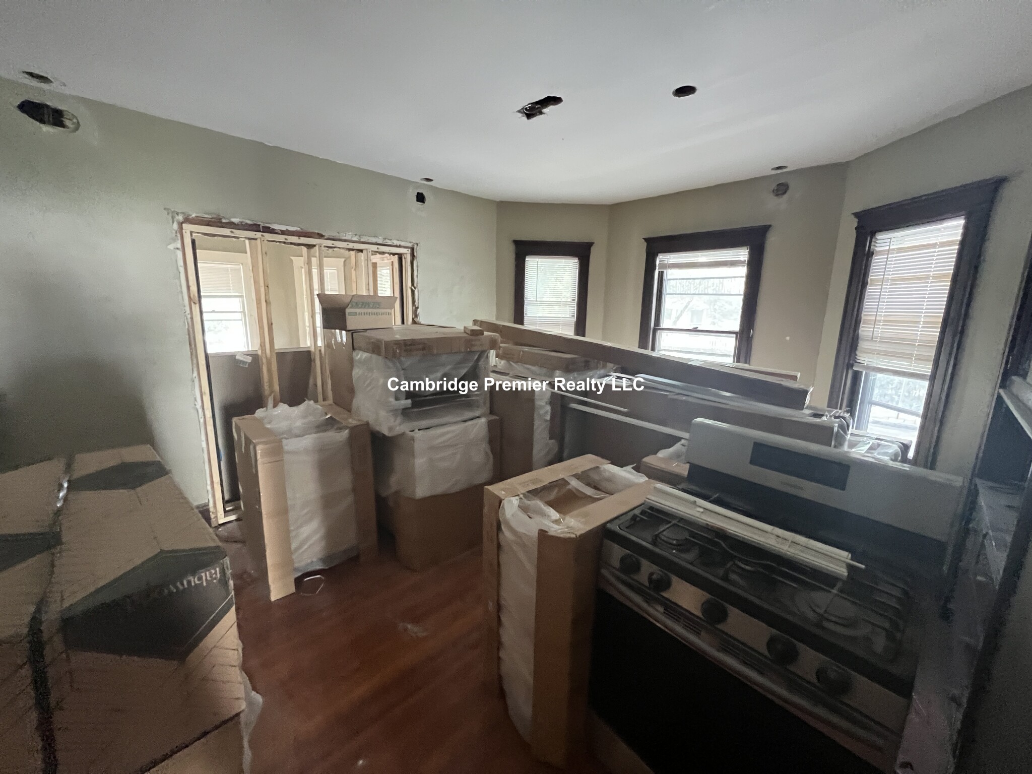 45 Packard Ave, Davis Square