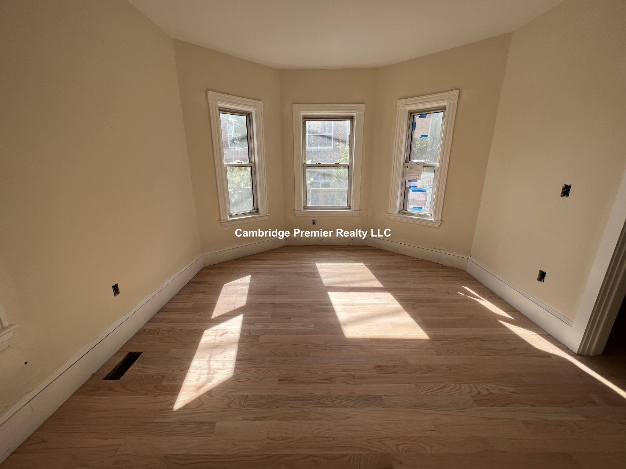 45 Packard Ave, Davis Square