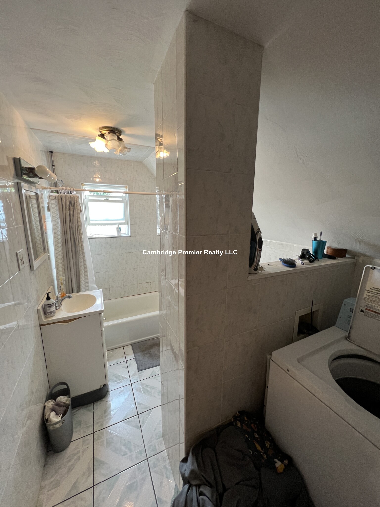 118 Summer St, Medford