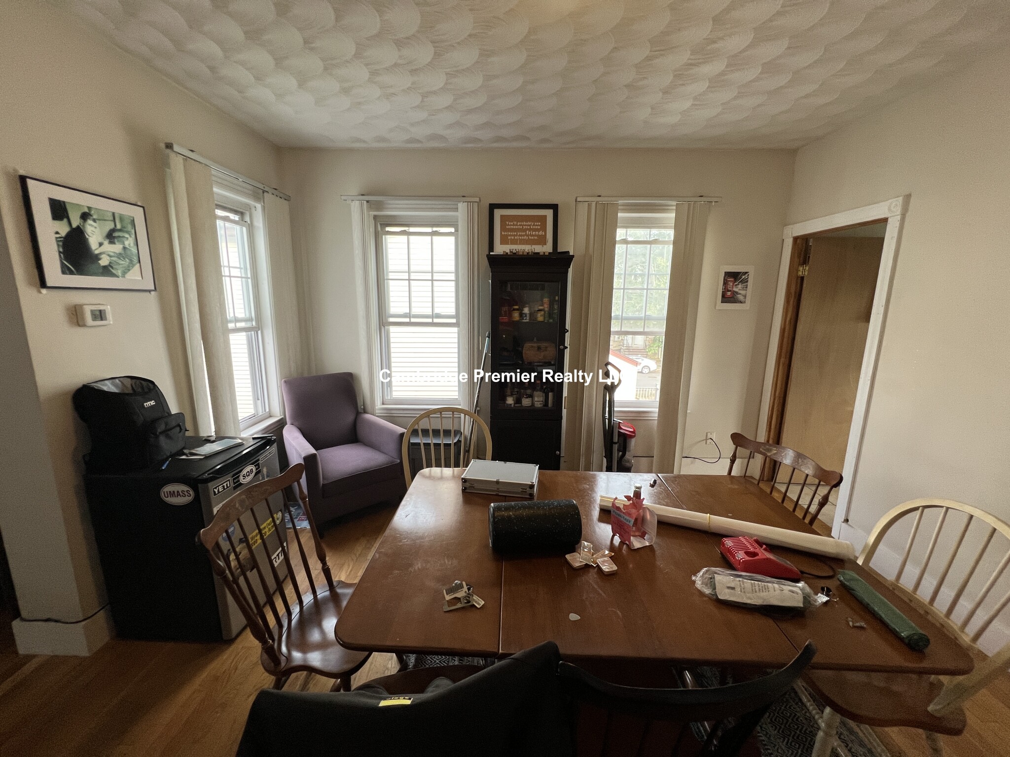 118 Summer St, Medford