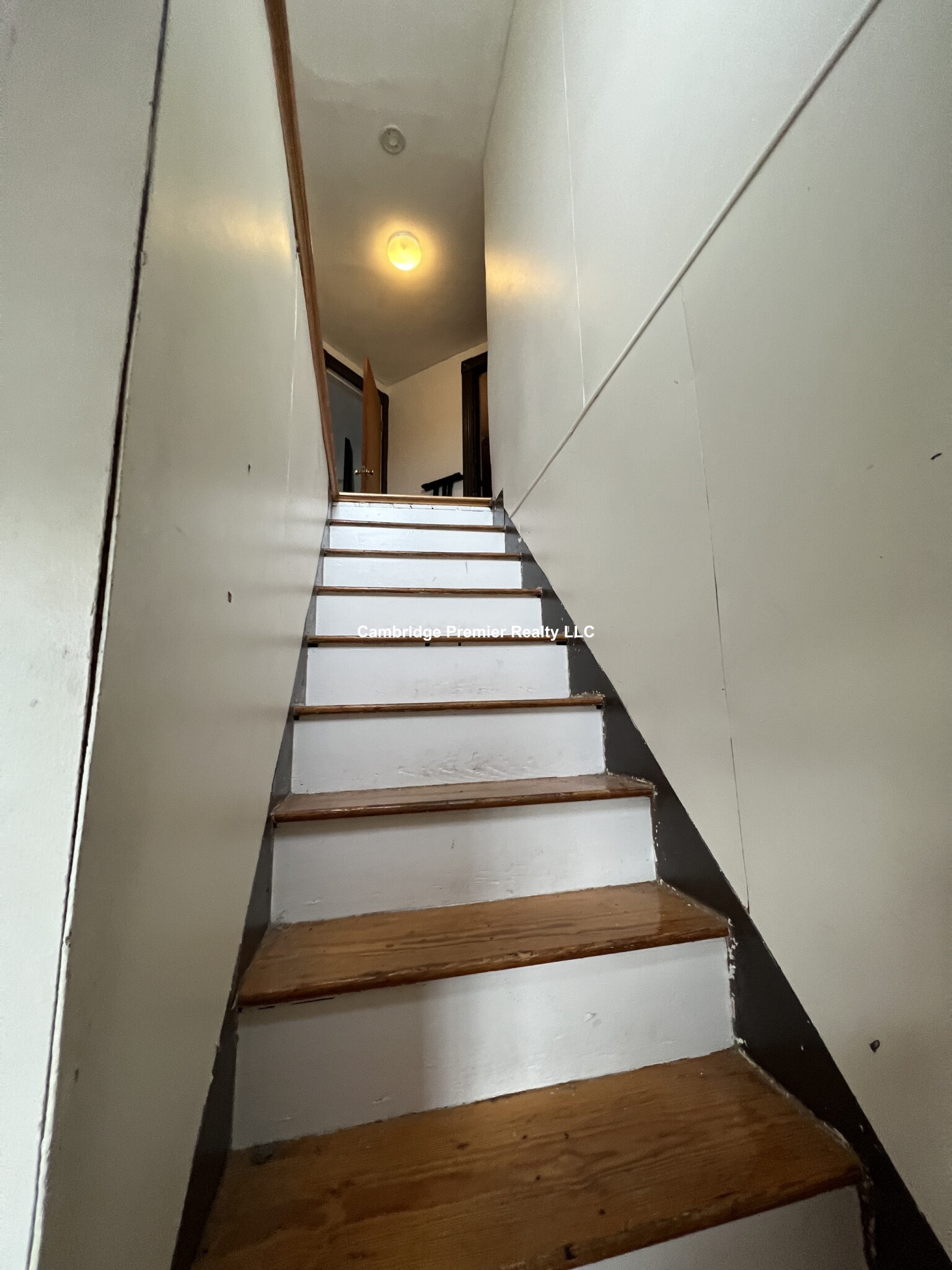 118 Summer St, Medford