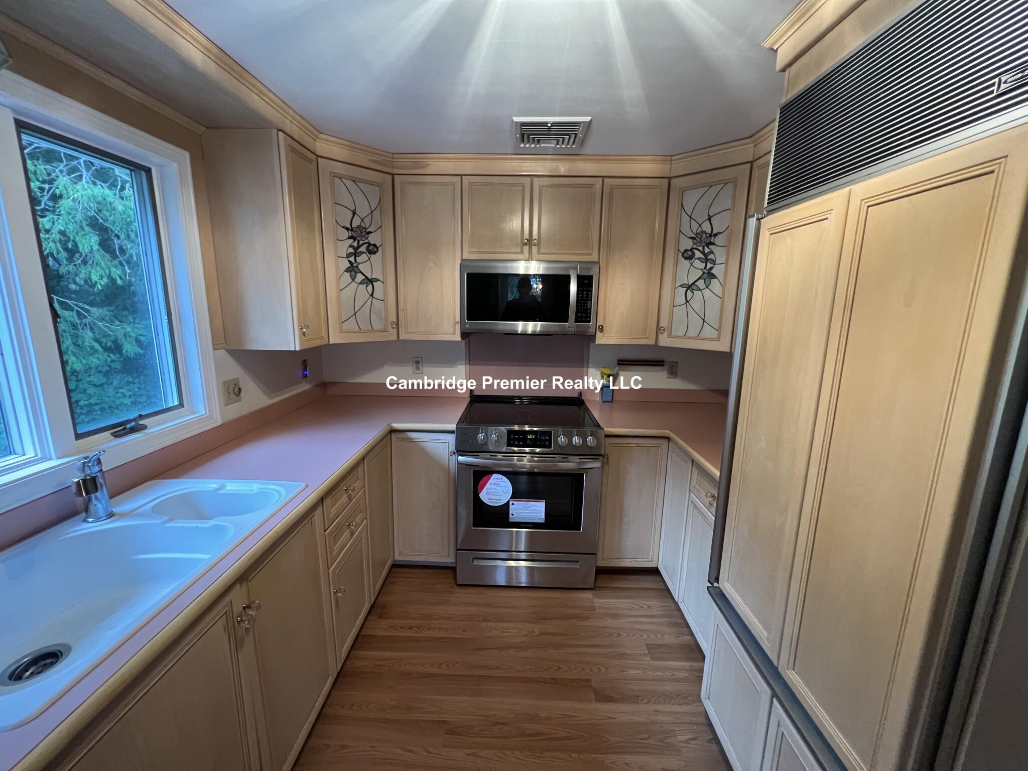 30 Frost St, Arlington