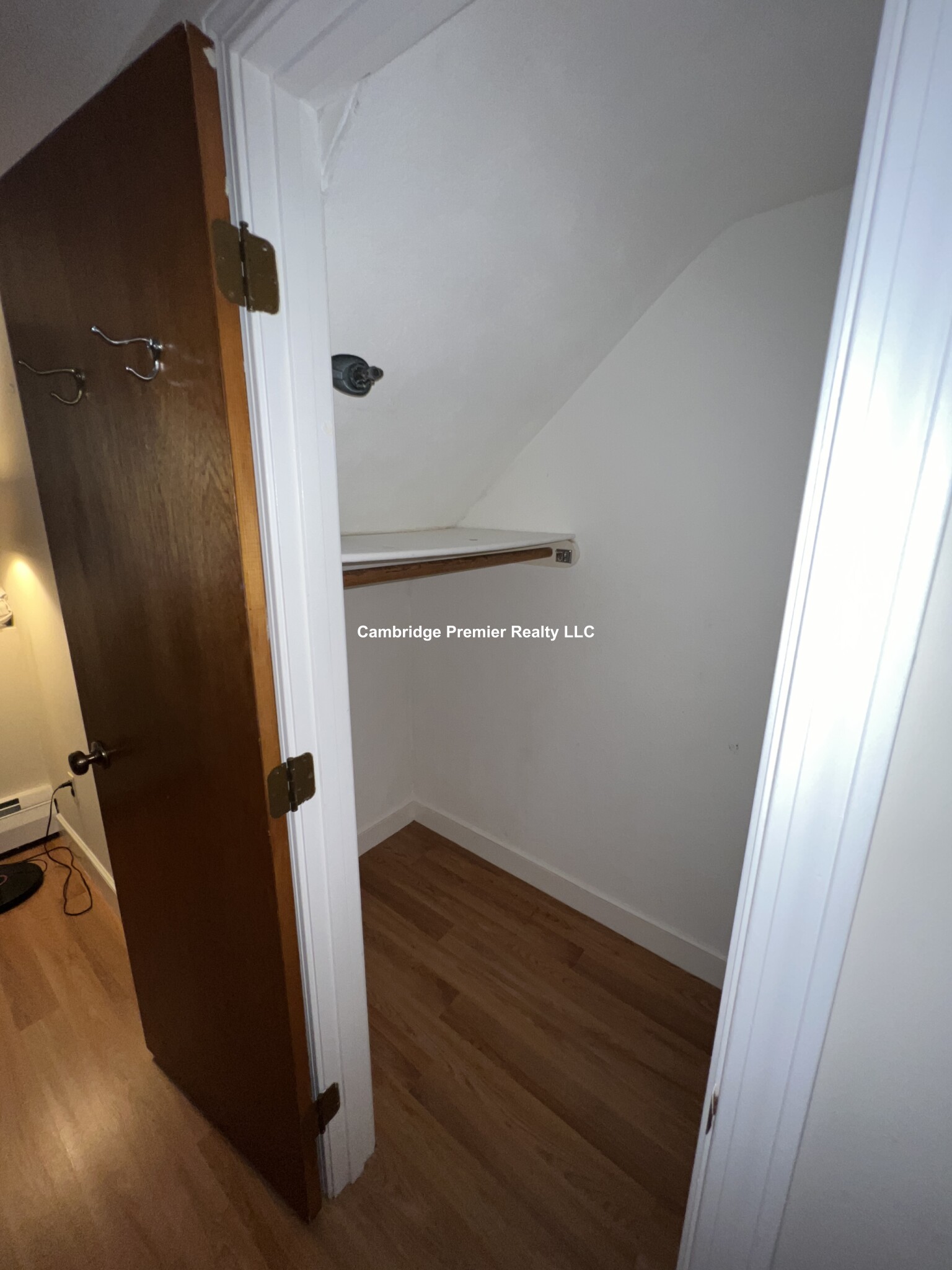 30 Frost St, Arlington